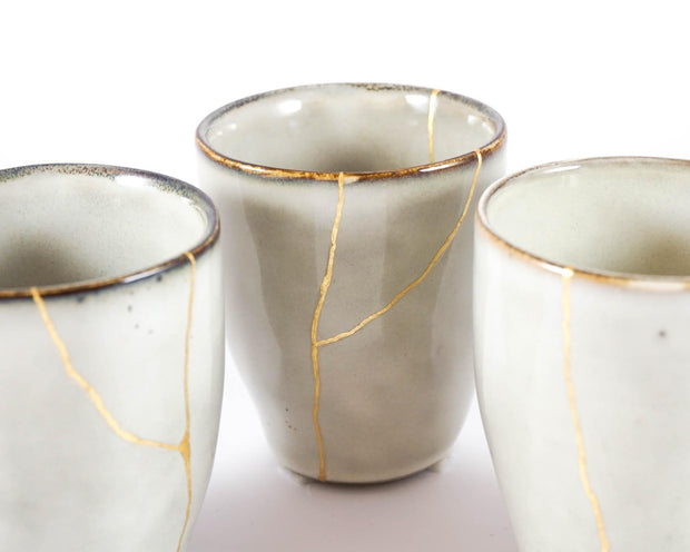 Elevate Your Tea Experience with This Unique Light Grey Kintsugi Ceramic Cup Featuring Golden Veins - A Minimalist Wabi Sabi Gift