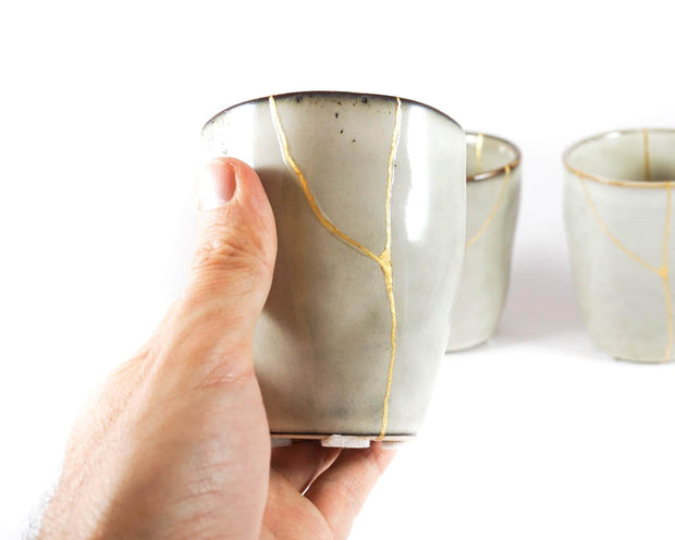 Elevate Your Tea Experience with This Unique Light Grey Kintsugi Ceramic Cup Featuring Golden Veins - A Minimalist Wabi Sabi Gift